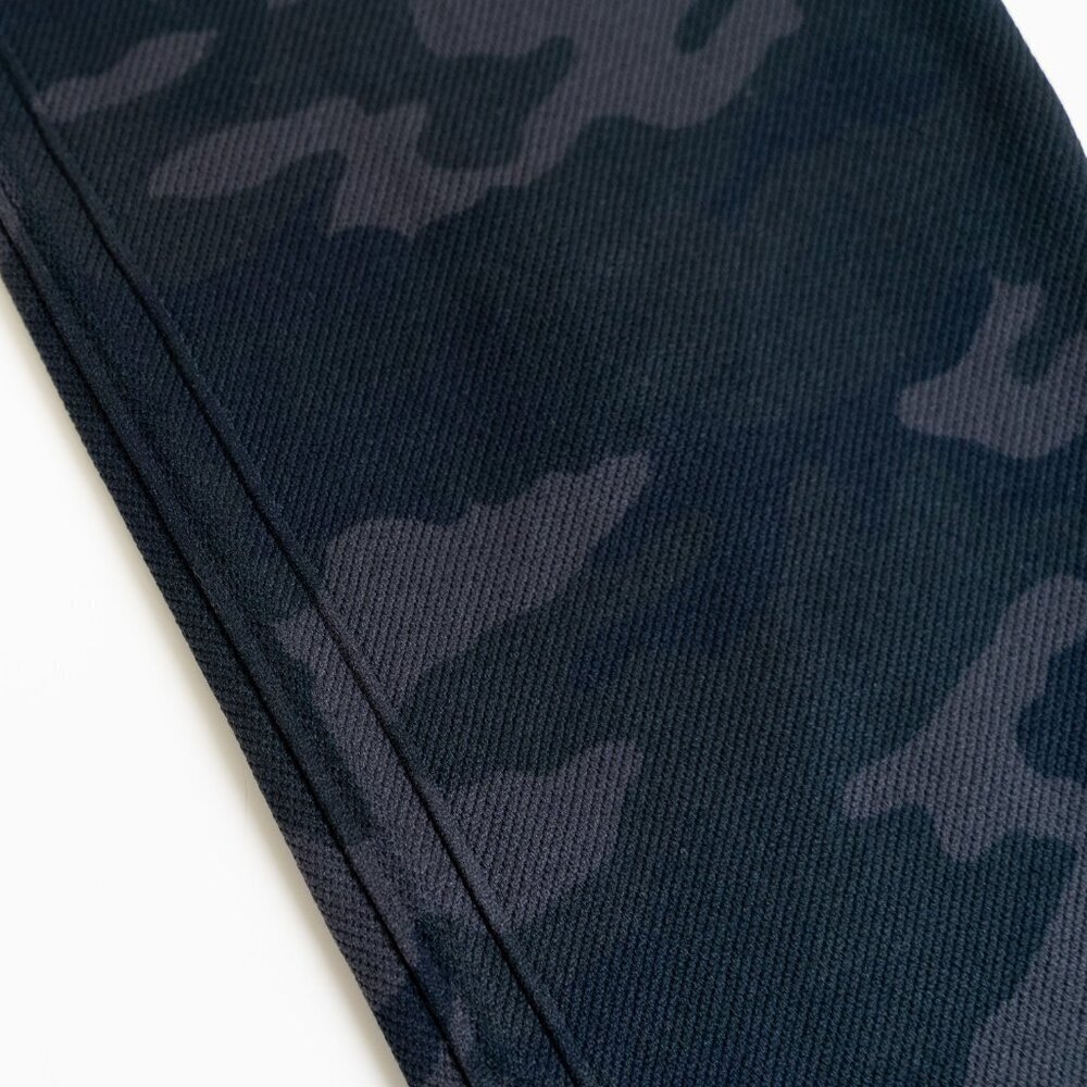 🚨 SPANX Black Camo Seamless Leggings 24" Look at Me Now - Picture 6 of 11